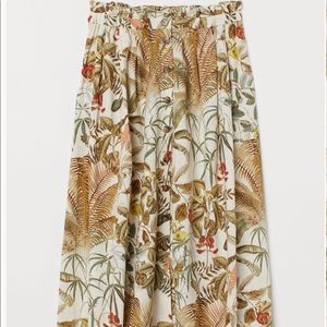 (LIKE NEW) H&M Linen-blend skirt (S)